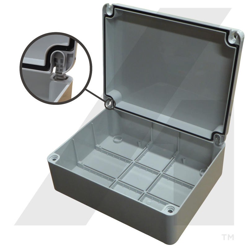 At-12 Outdoor Plastic Waterproof Distribution Box IP67 CE Copper Bar Wiring Electrical Installation Available